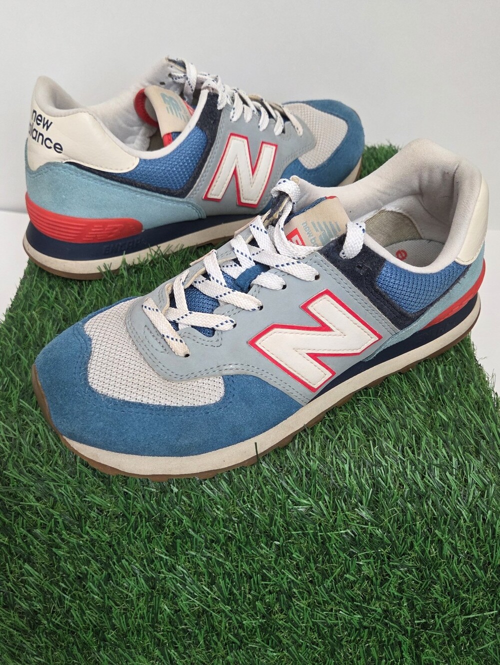 New Balance 574 Sneakers Size 7.5